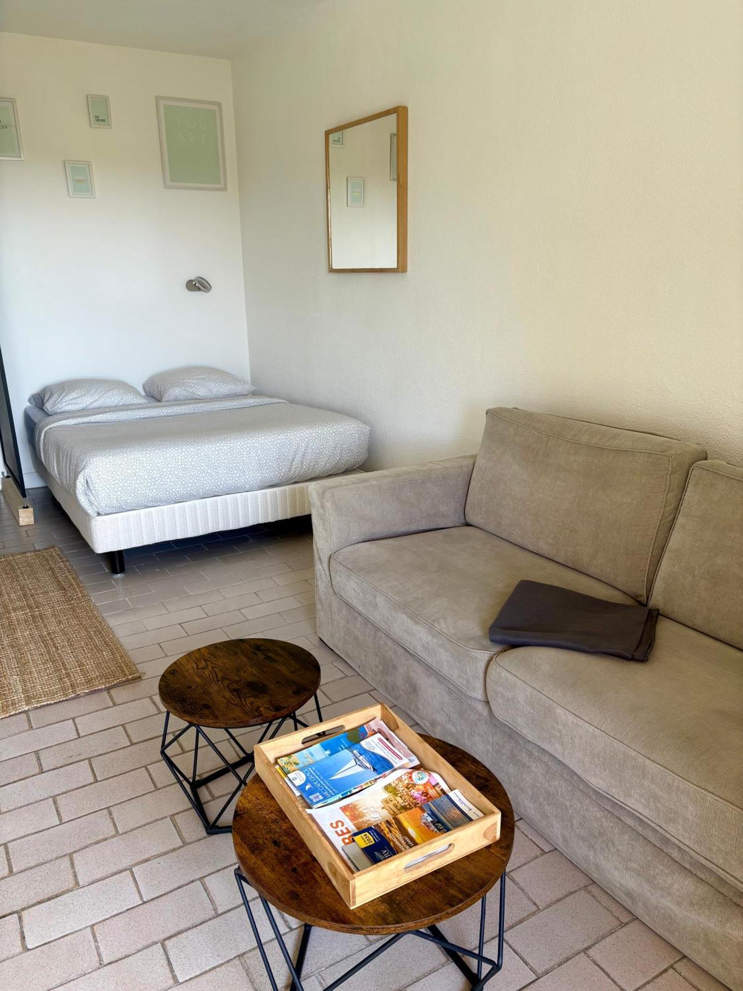 Sejour Au Port Apartment *